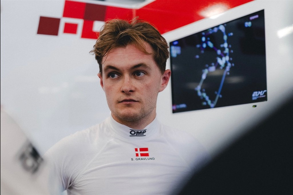Hurtig Sebastian Gravlund i regnvejrsløb på Silverstone.
(Foto: Arthur Chopin)